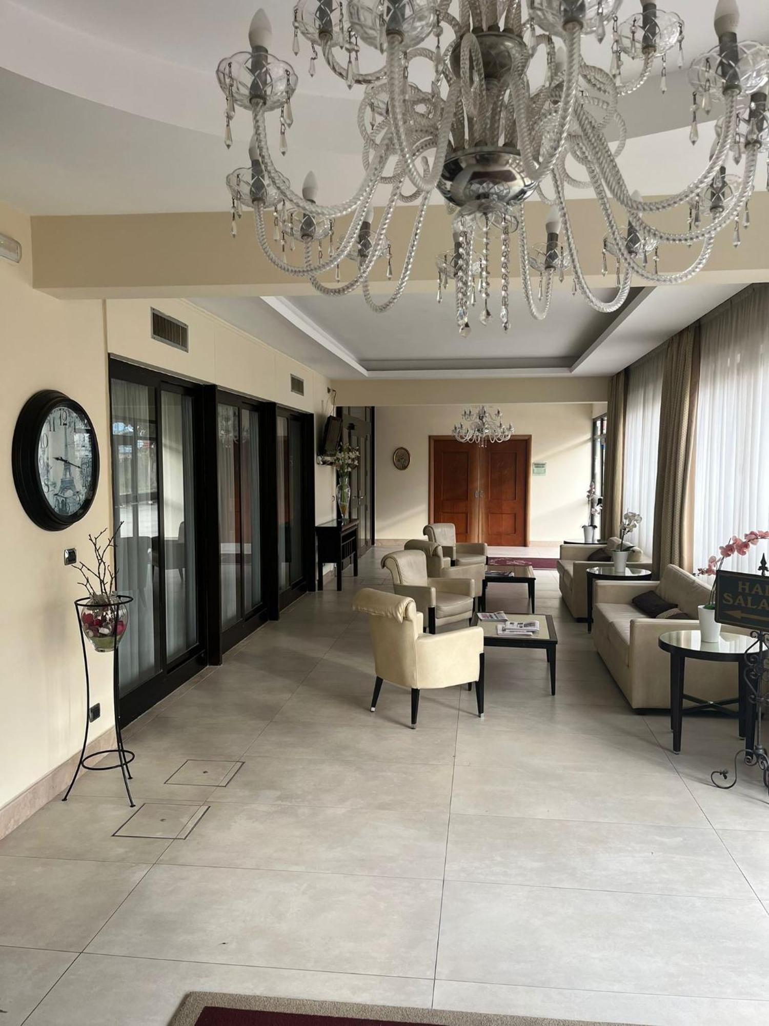 Pisani Hotel San Nicola La Strada Exterior photo