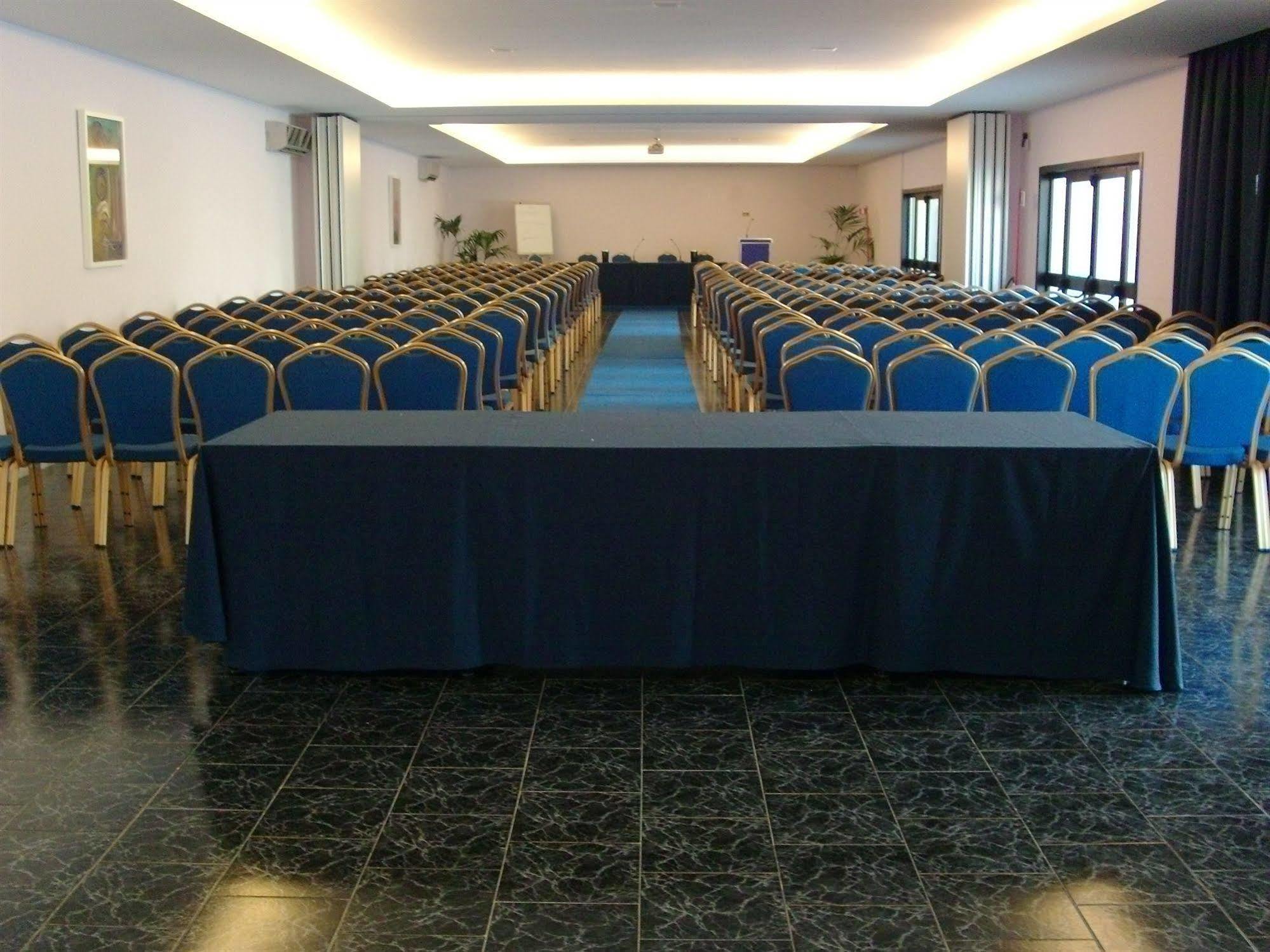 Pisani Hotel San Nicola La Strada Exterior photo