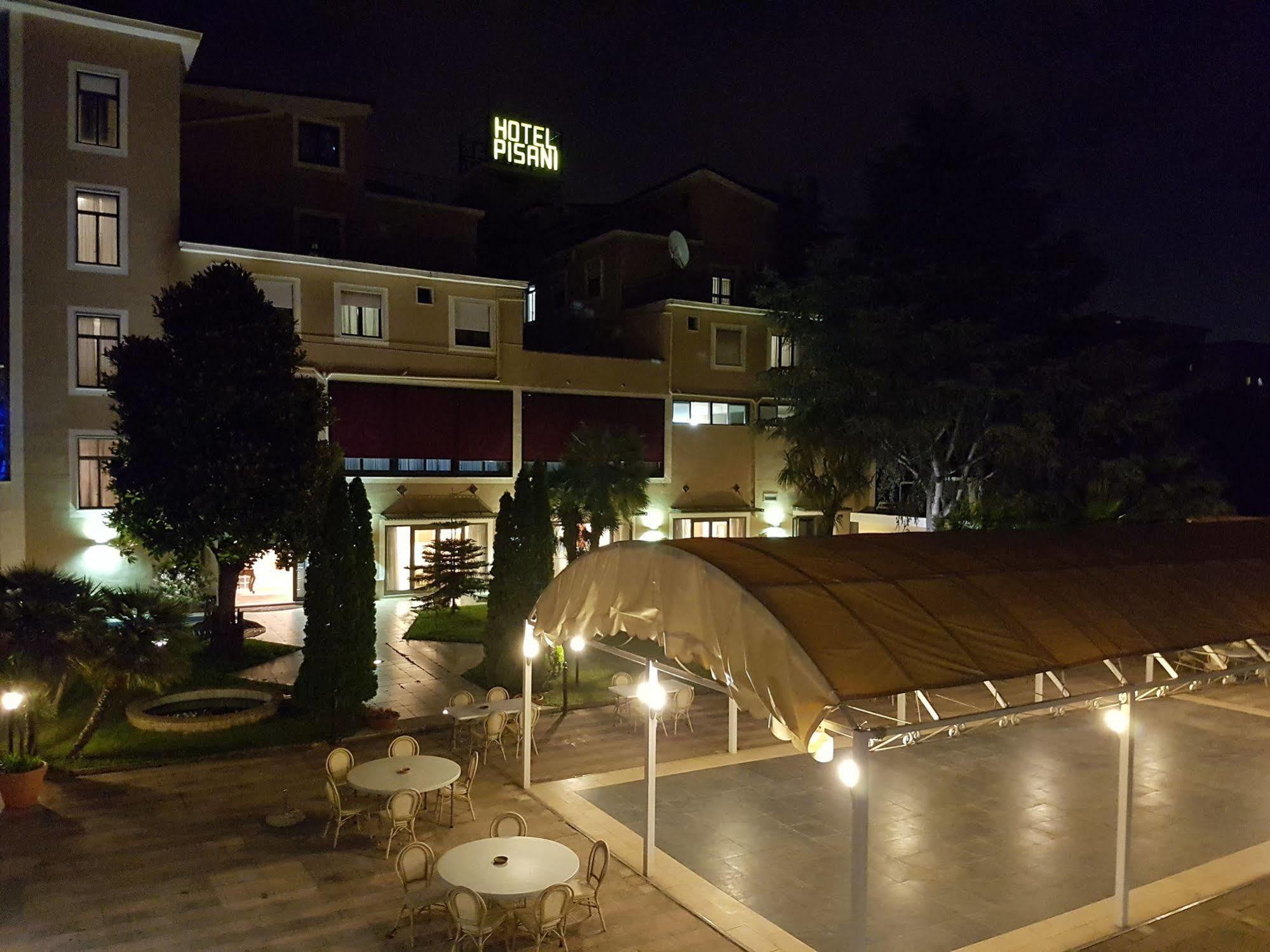 Pisani Hotel San Nicola La Strada Exterior photo